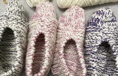 pantuflas tejidas a mano con lana